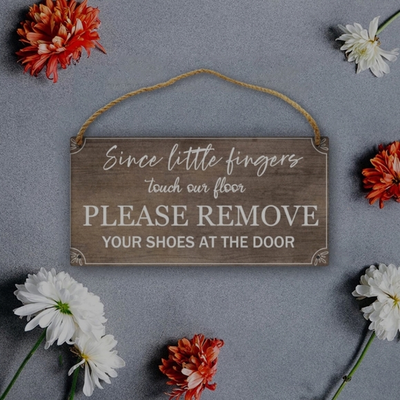 Wooden Sign 6x12 Little Fingers Touch Our Floor NWT remove shoes - Picture 14 of 14